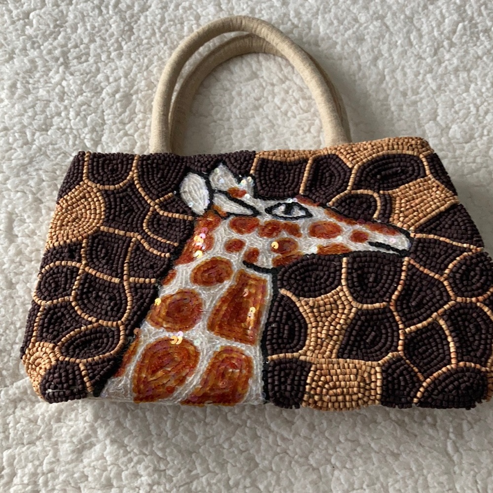 Beaded Natural Material Giraffe Handbag